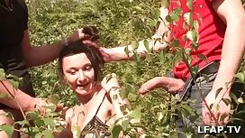 ایوانیا گربه هایش را ...