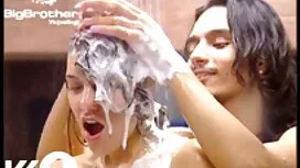 این دو شاخه در ساحل  ...