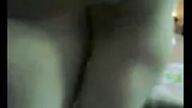 شخص مشکلات خود را با ...