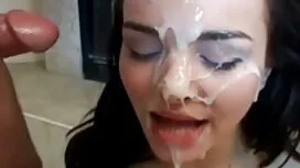 بوست ، سبزه جوان و ل ...